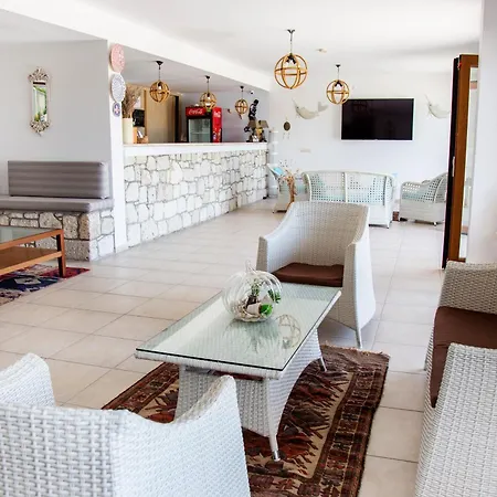 Bartu * Çeşme